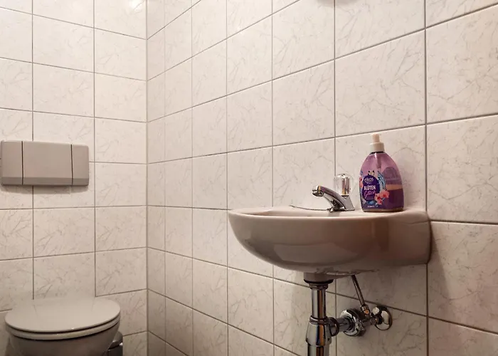 아파트 Mit Privater Sauna 군젠하우젠