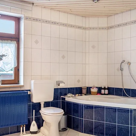 아파트 Mit Privater Sauna 군젠하우젠